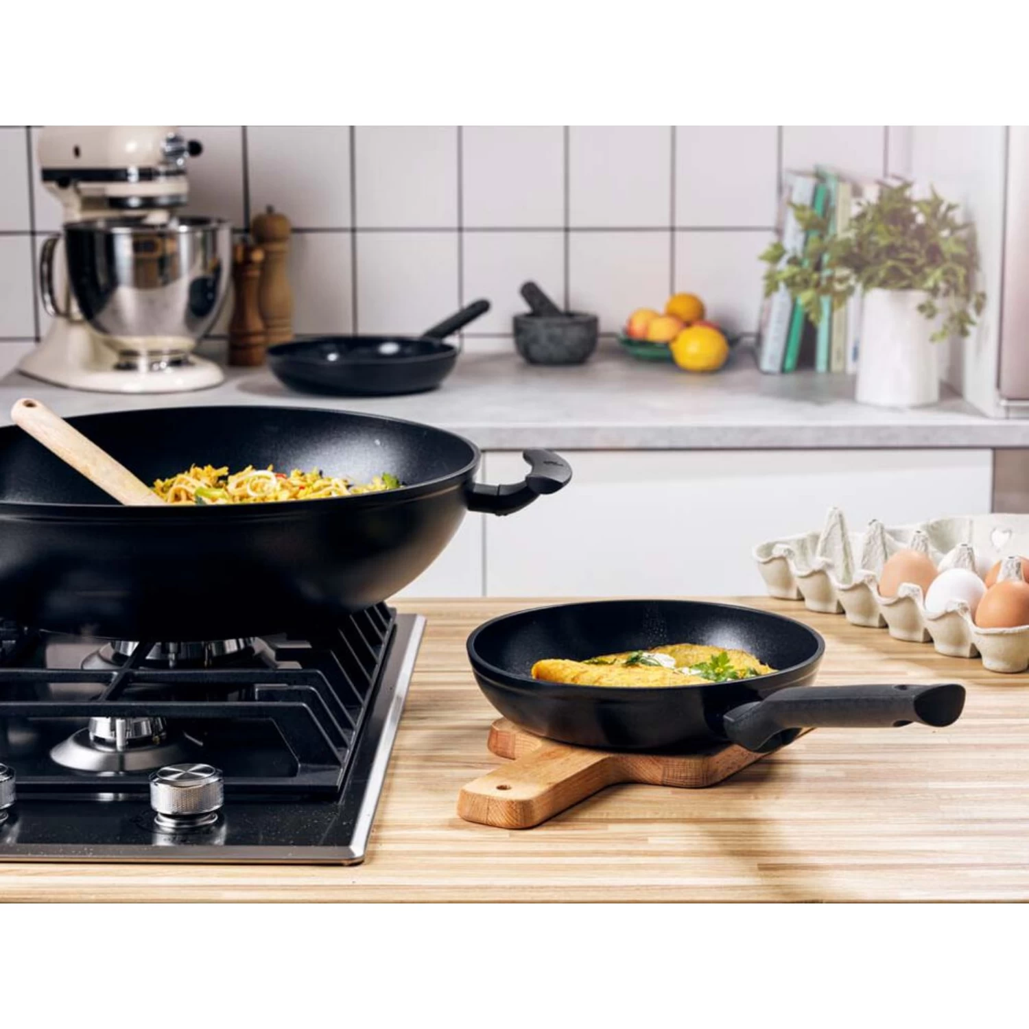BK Easy Induction Wokpan Ø36 Cm Ceramic 4 BK Easy Induction Wokpan Ø36 Cm Ceramic - Afbeelding 2